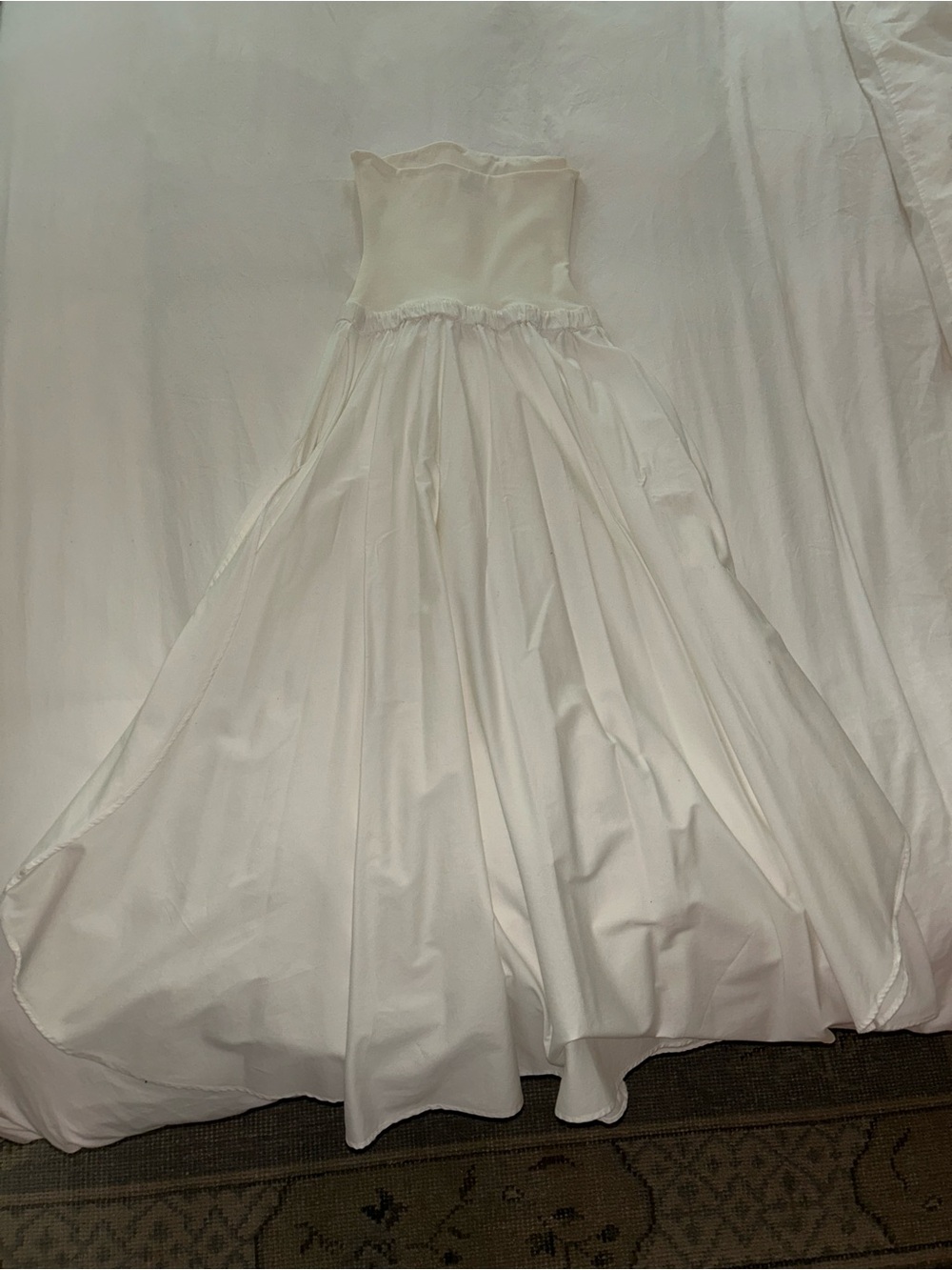 Auteur Studio Alexandra Dress in White - Picture 11 of 13